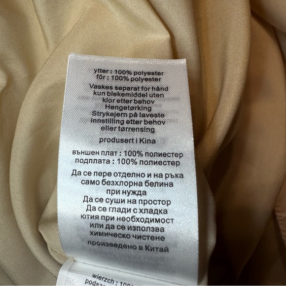 NWT DAVID'S BRIDAL satin and chiffon ball gown with ruched waist champagne sz 10 - Picture 12 of 15